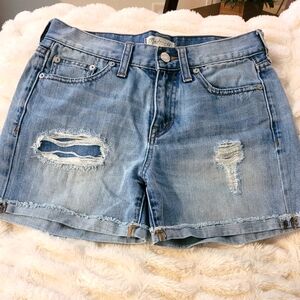 Madewell distressed shorts 24 NWOT